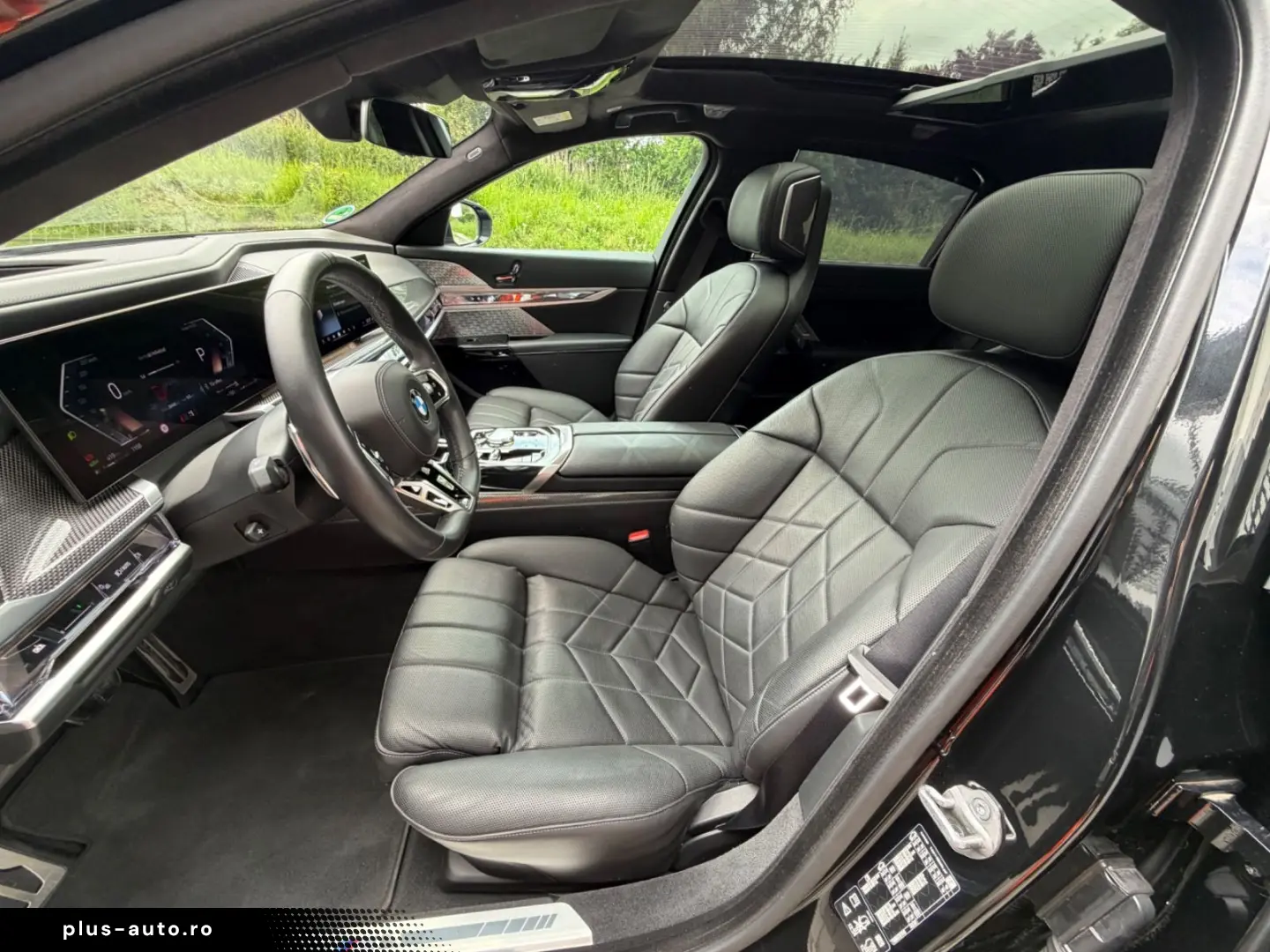 BMW 740d xDrive MSport Chaufer Fondenter Pano B&W