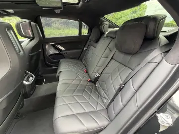 BMW 740d xDrive MSport Chaufer Fondenter Pano B&W