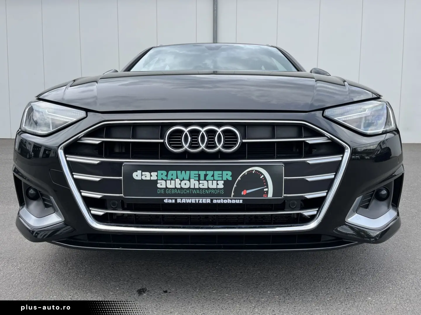 AUDI A4 Avant 40 2.0 TDI