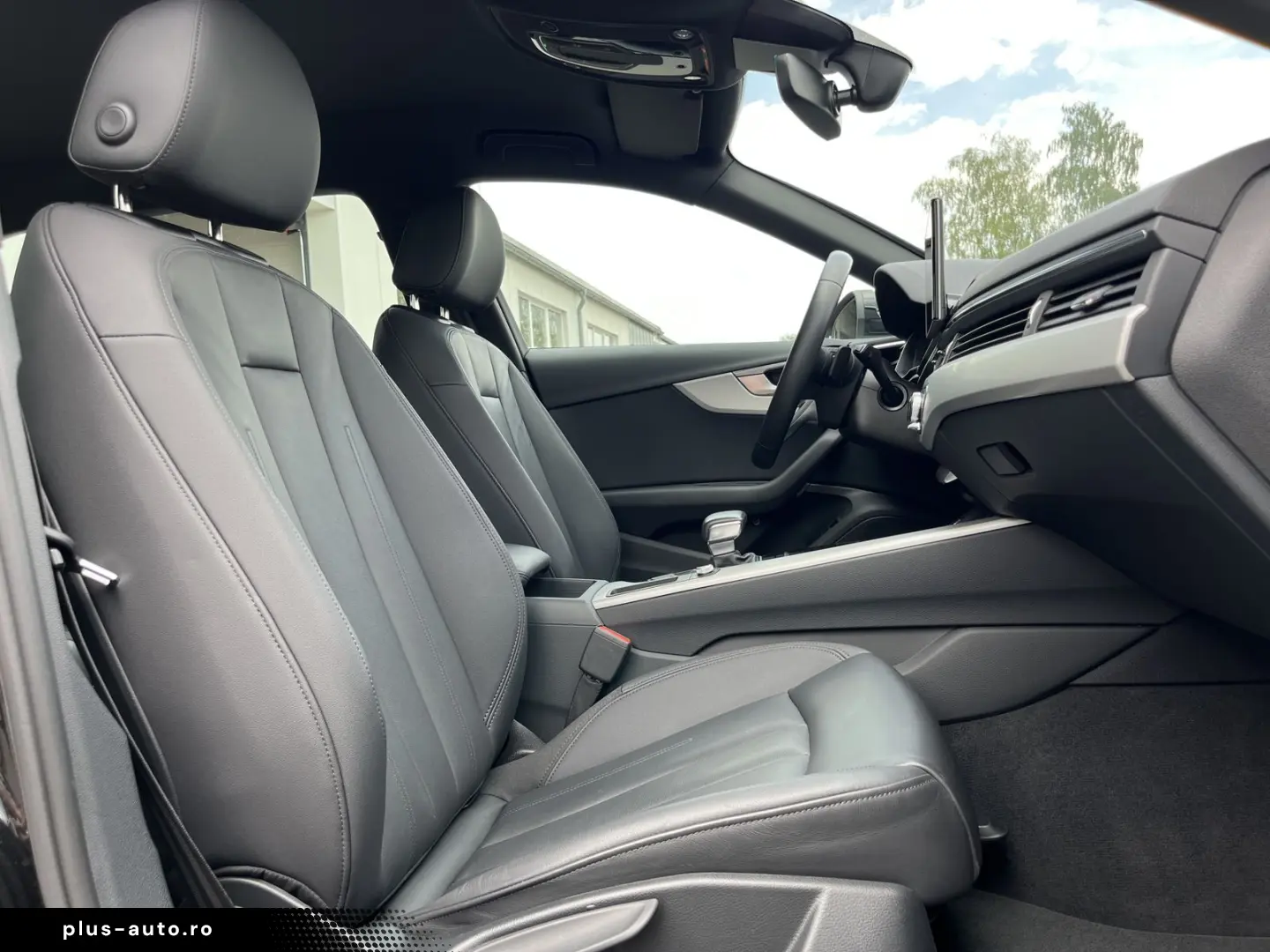 AUDI A4 Avant 40 2.0 TDI