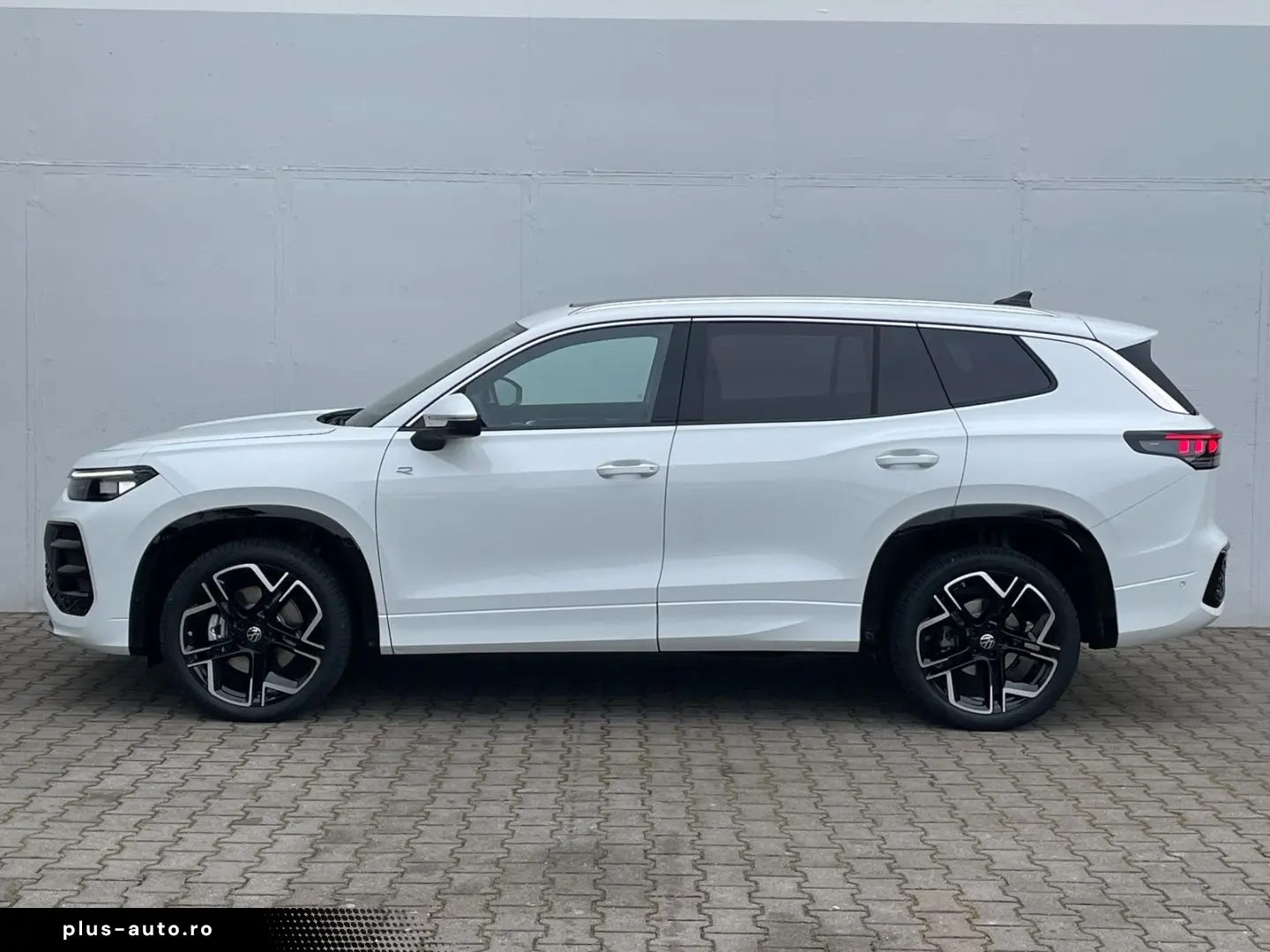VW Tayron 2.0 TDI 4Motion R-Line Standhzg AHK Pano