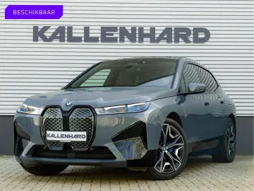 BMW iX xDrive50 - 112kWh - Sport Pakket - Pano - Dri