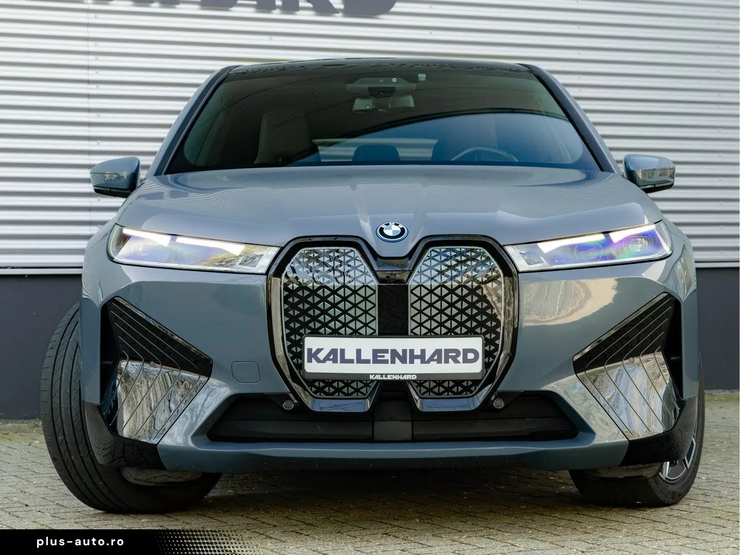 BMW iX xDrive50 - 112kWh - Sport Pakket - Pano - Dri