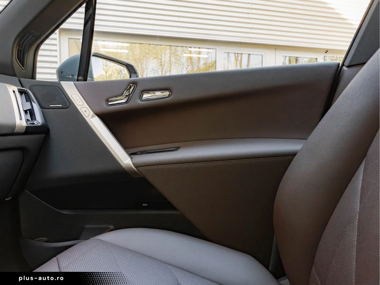 BMW iX xDrive50 - 112kWh - Sport Pakket - Pano - Dri