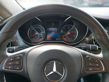 MERCEDES-BENZ V 300d L 4M Avantg Standh Night LED 360