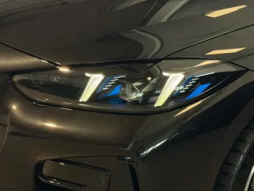 BMW M440 i xDrive Coupe Pano 360 H&K Ada.LED