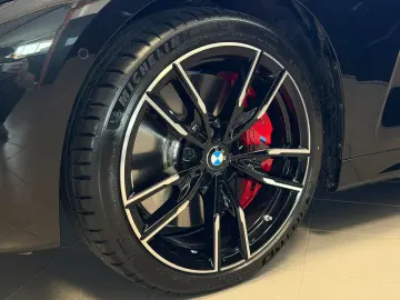 BMW M440 i xDrive Coupe Pano 360 H&K Ada.LED