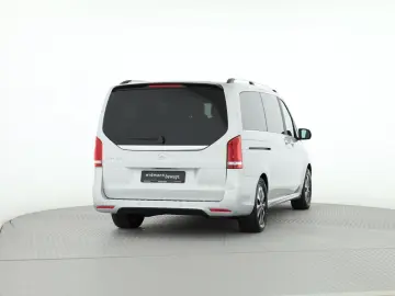 MERCEDES-BENZ EQV 300 L 360 ACC AUT Bel.Sitz DynLich…