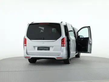 MERCEDES-BENZ EQV 300 L 360 ACC AUT Bel.Sitz DynLich…