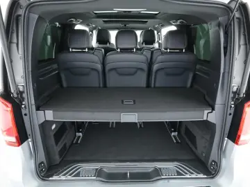 MERCEDES-BENZ EQV 300 L 360 ACC AUT Bel.Sitz DynLich…