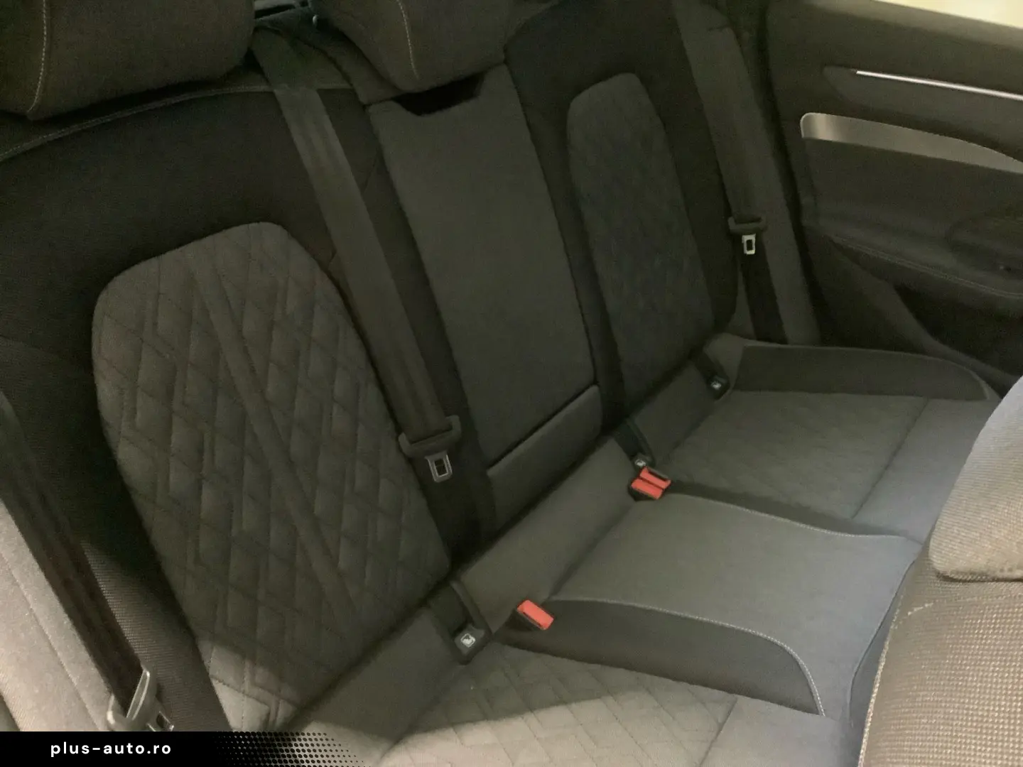 AUDI A6 Avant TDI quattro edition one  Headup Luftfed
