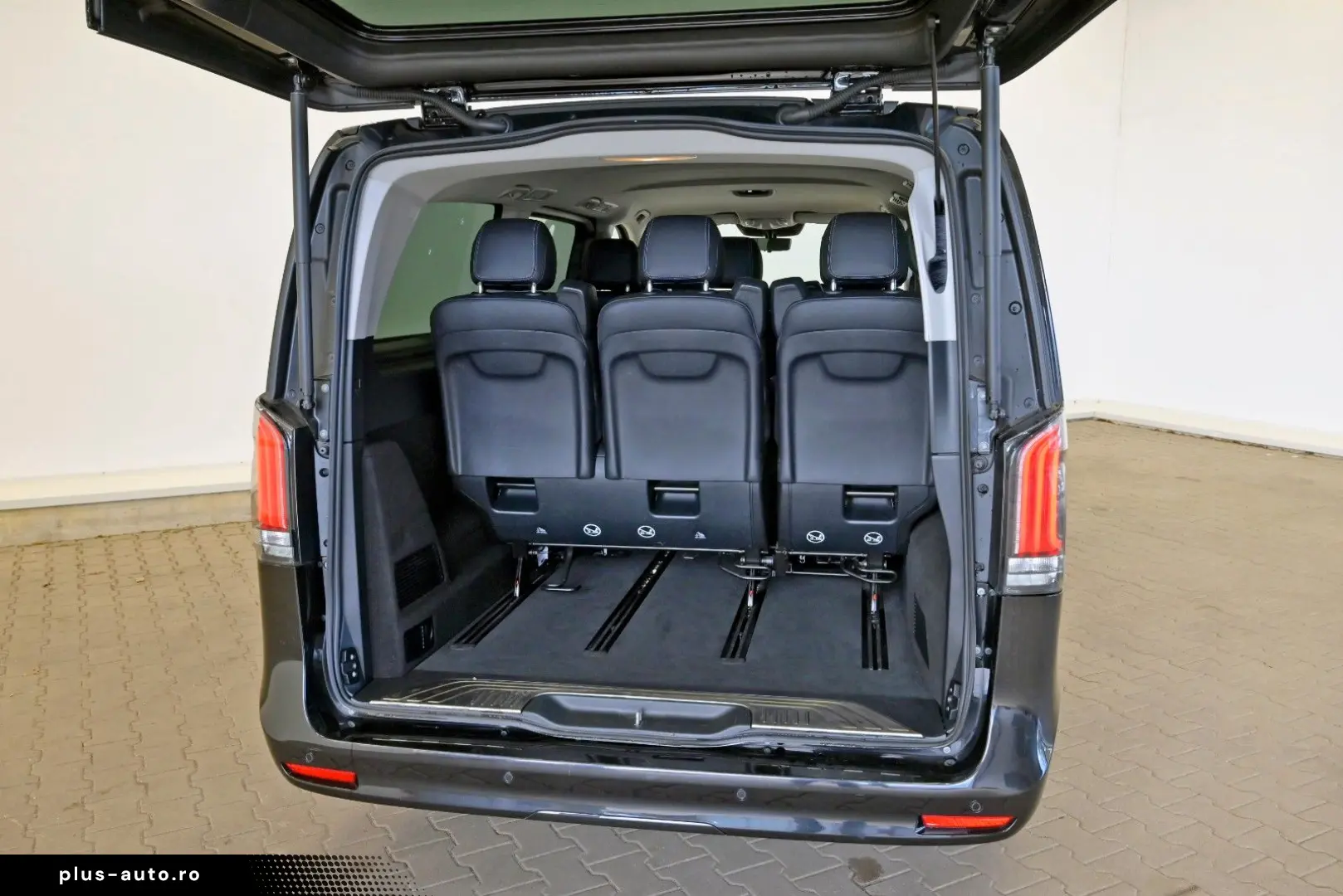 MERCEDES-BENZ V 300 D 4MATIC  AVANTGARDE   8-SITZE M&hellip;