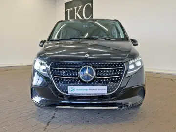 MERCEDES-BENZ V 300 D 4MATIC  AVANTGARDE   8-SITZE M…