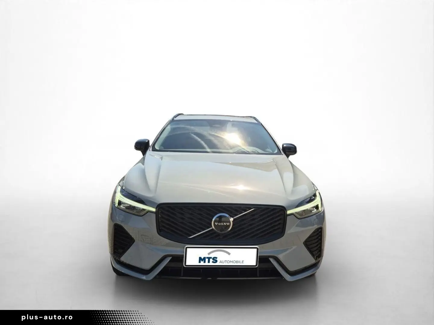 VOLVO XC60 T8 AWD Ultra Dark AHK PANO HUD H K 360  20