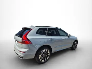VOLVO XC60 T8 AWD Ultra Dark AHK PANO HUD H K 360  20