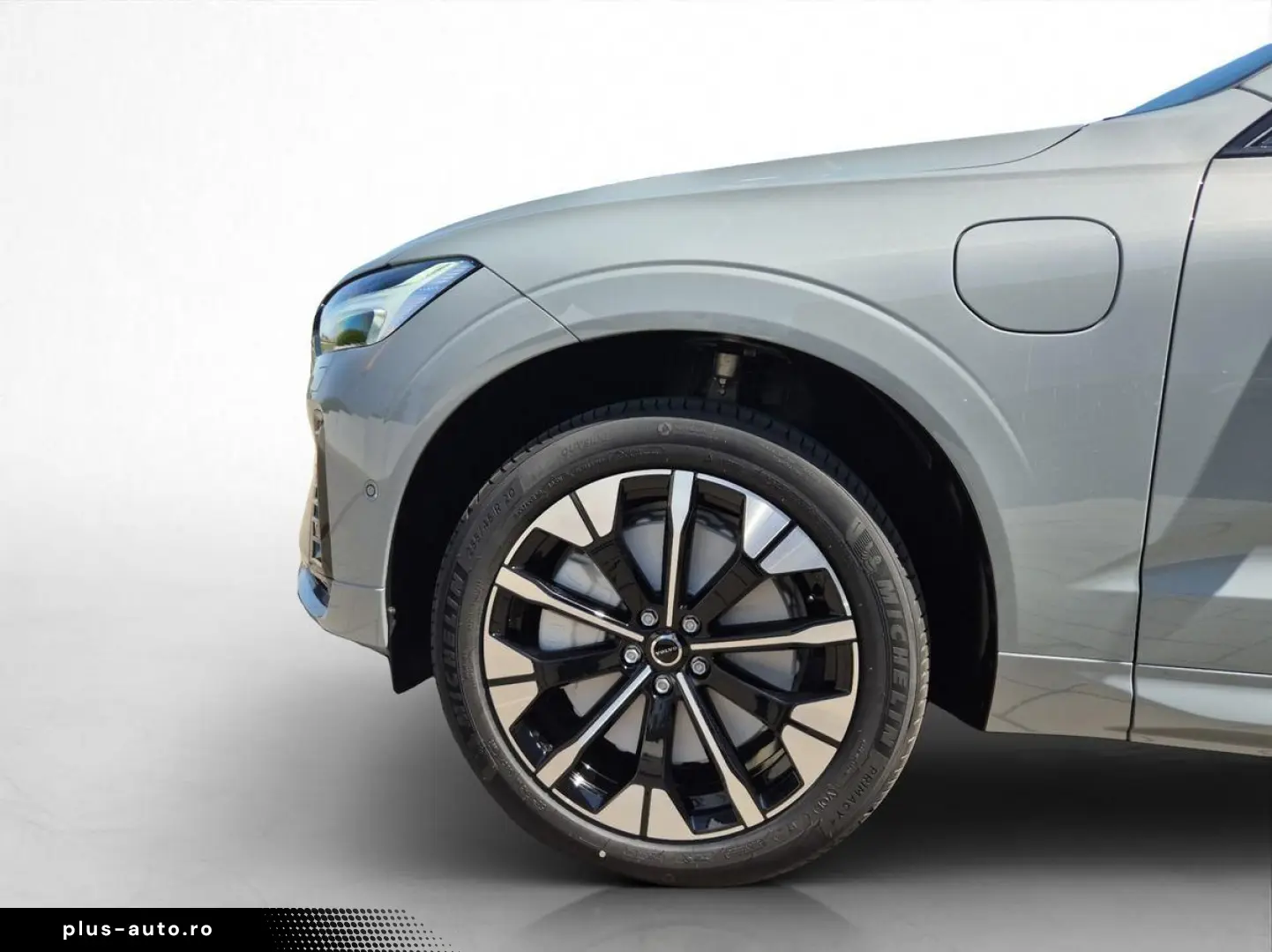 VOLVO XC60 T8 AWD Ultra Dark AHK PANO HUD H K 360  20