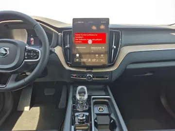 VOLVO XC60 T8 AWD Ultra Dark AHK PANO HUD H K 360  20