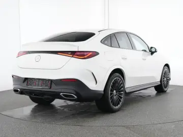 MERCEDES-BENZ GLC 300 d 4MATIC Coupé 360 ACC AHK AUT…