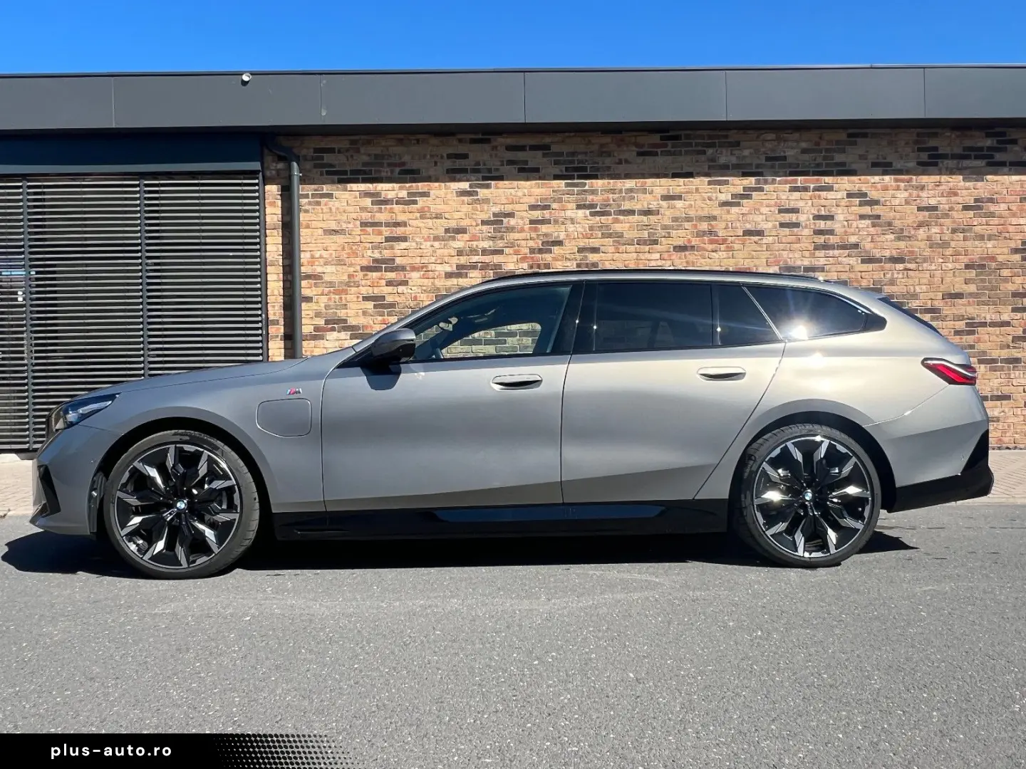 BMW 550e Touring MSport DAP Pano Leder AHK B&W ABA