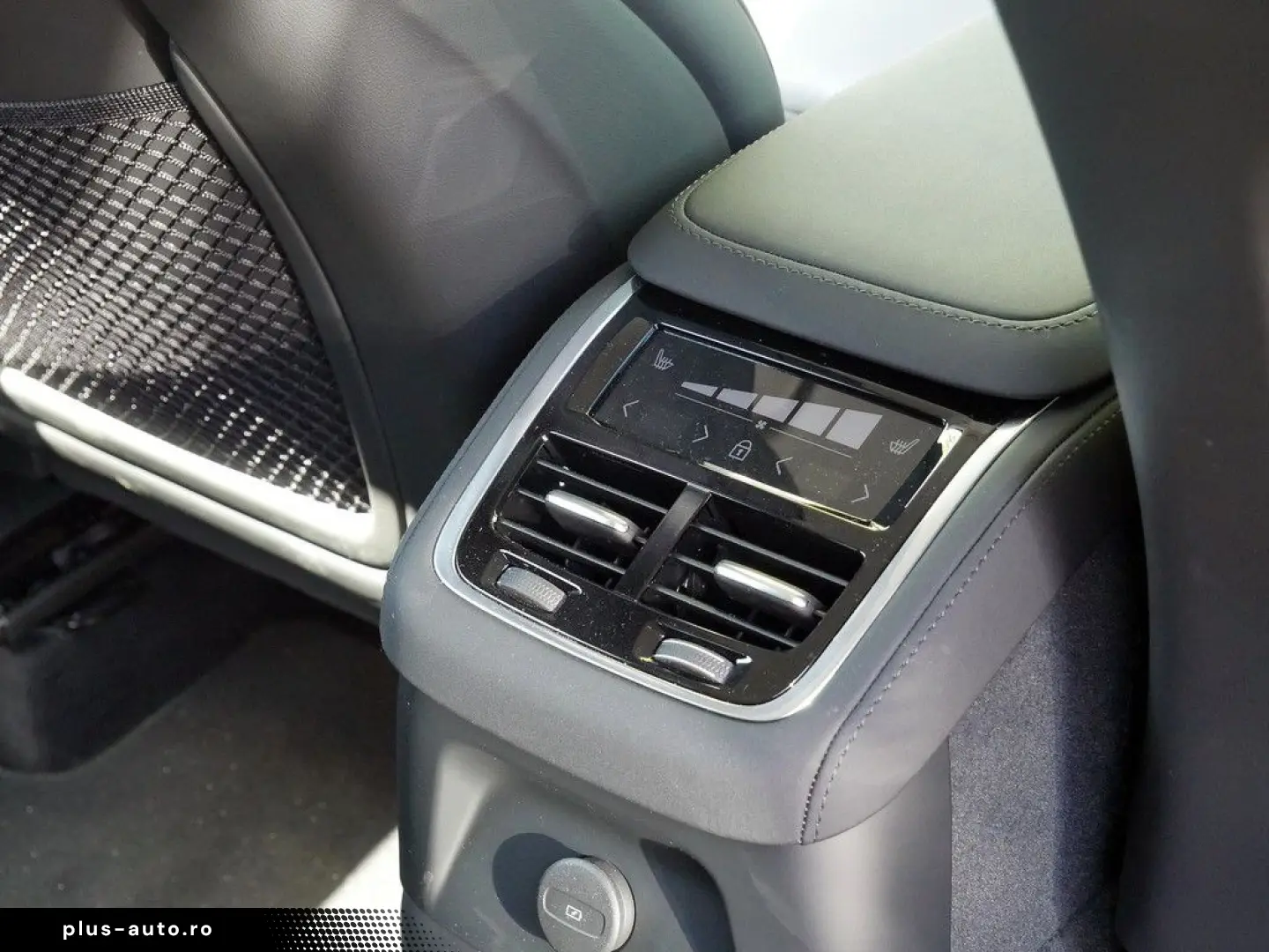 VOLVO XC90 T8 AWD Plus Dark Facelift