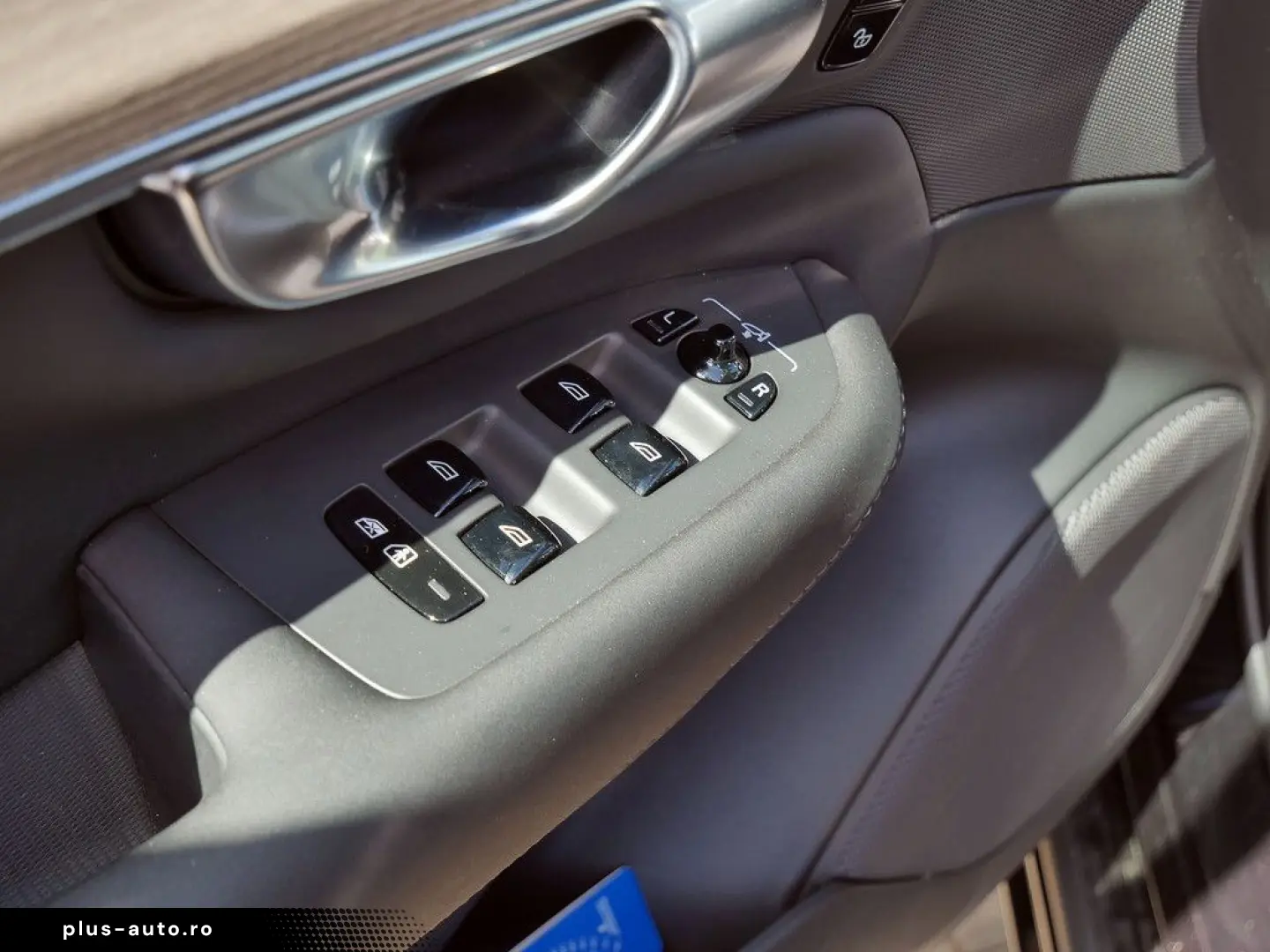 VOLVO XC90 T8 AWD Plus Dark Facelift