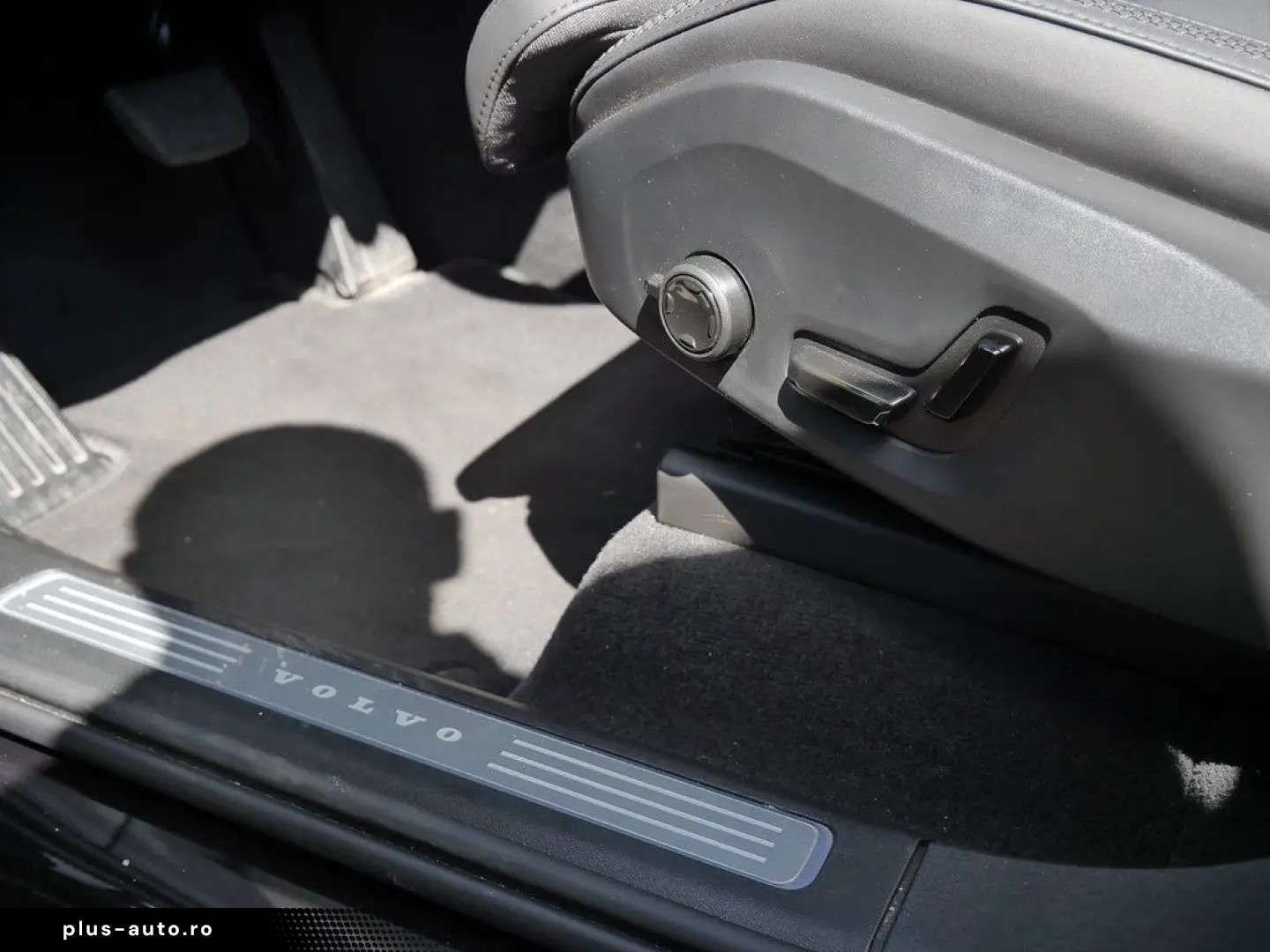 VOLVO XC90 T8 AWD Plus Dark Facelift