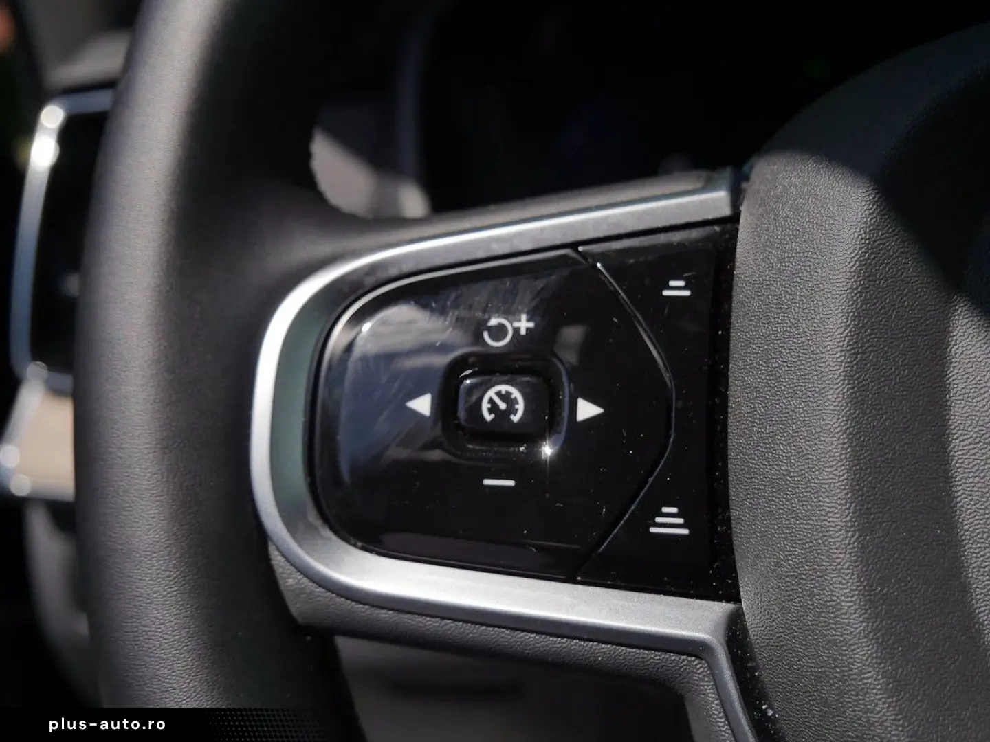 VOLVO XC90 T8 AWD Plus Dark Facelift