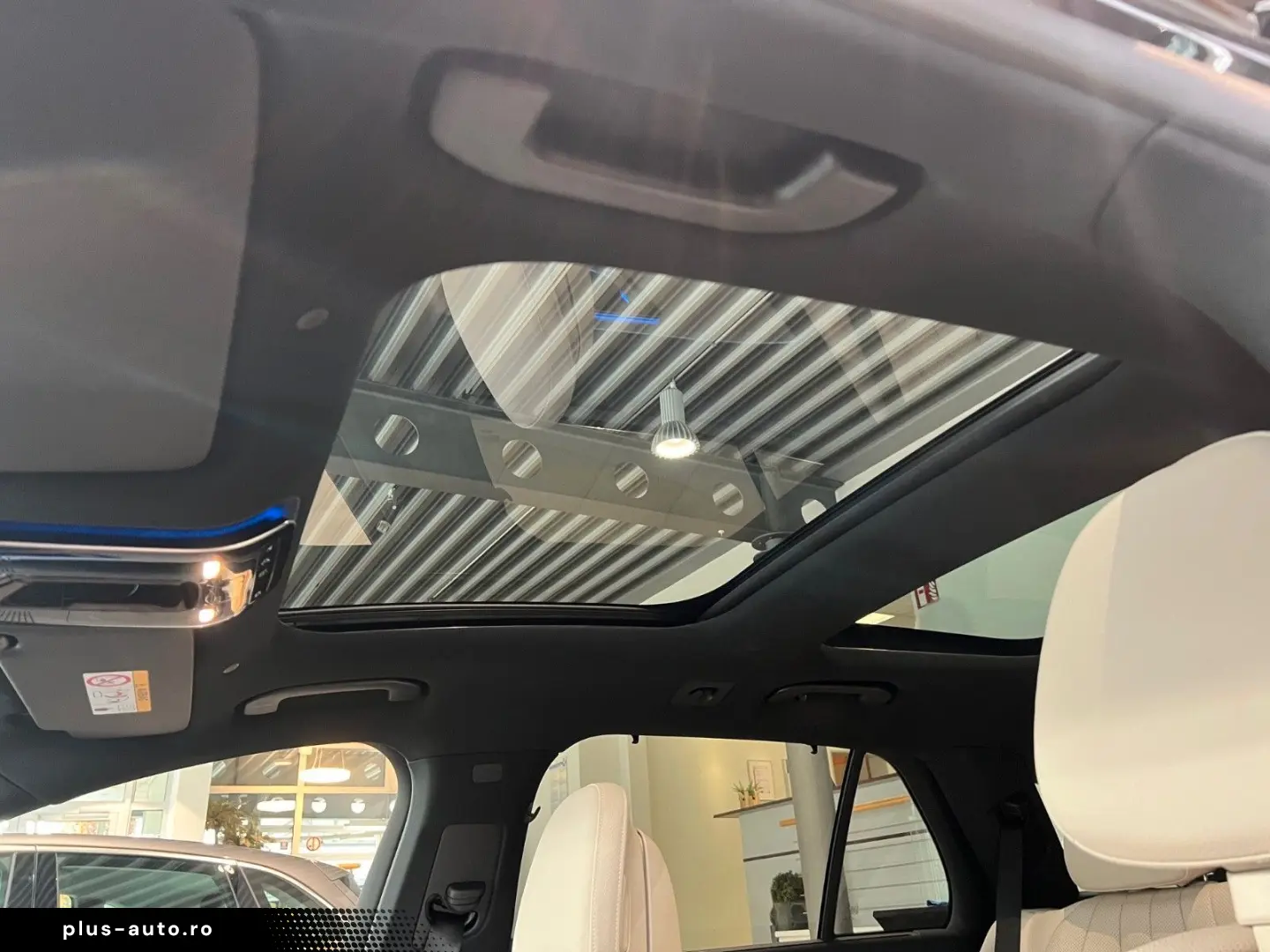 MERCEDES-BENZ E 300 de 4Matic AMG Line Premium Pano &hellip;
