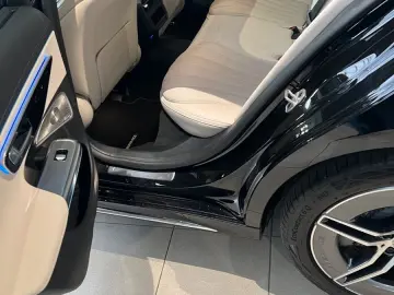 MERCEDES-BENZ E 300 de 4Matic AMG Line Premium Pano …
