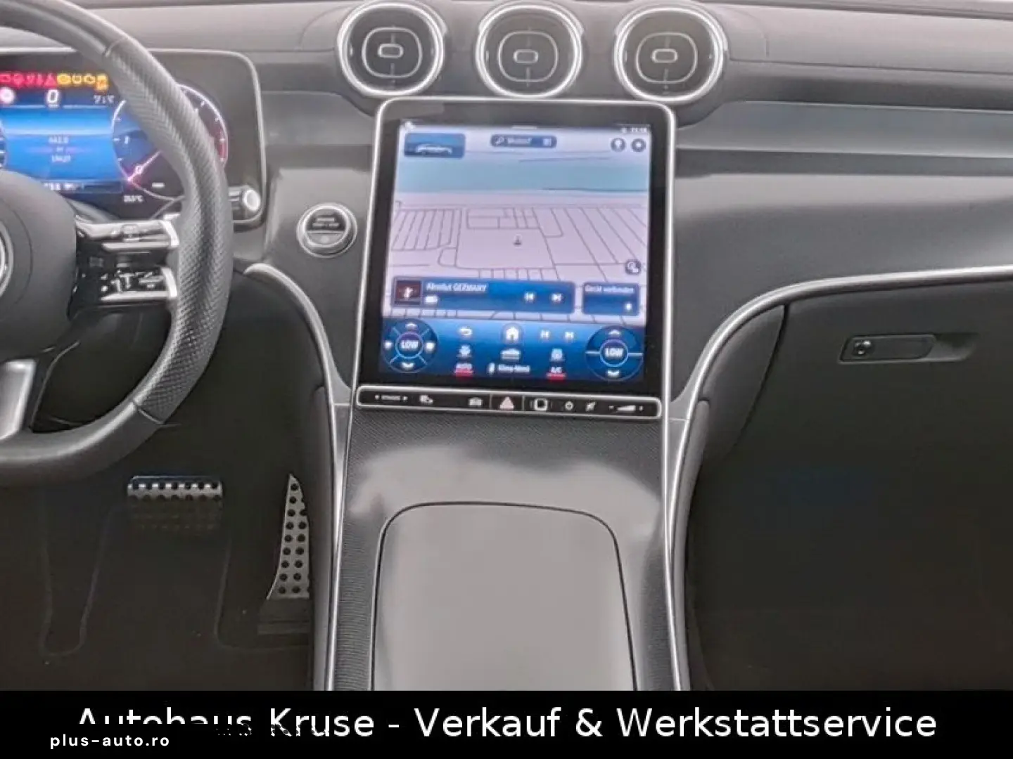 MERCEDES-BENZ GLC 300 d 4M COUPE AMG AHK PANO MEMORY 20 LMF