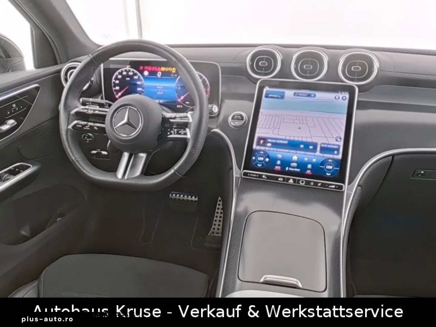 MERCEDES-BENZ GLC 300 d 4M COUPE AMG AHK PANO MEMORY 20 LMF