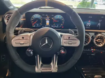MERCEDES-BENZ CLA 45 S AMG 4Matic Aero Performance