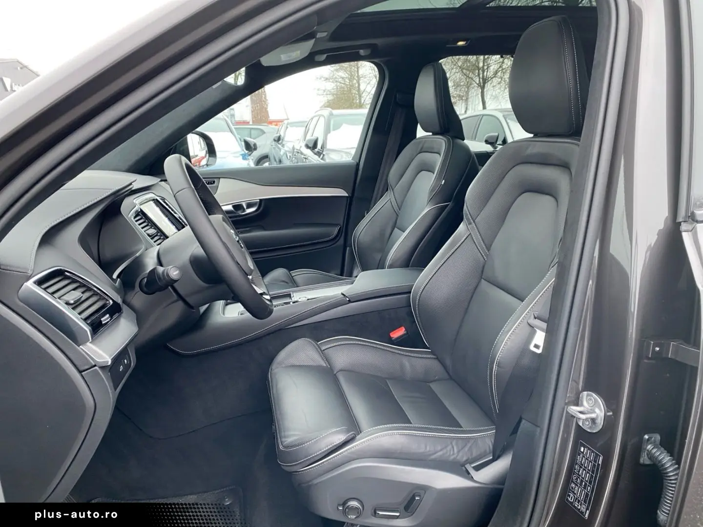 VOLVO XC90 Ultra Dark T8 AWD Recharge Plug-In Hybrid 7