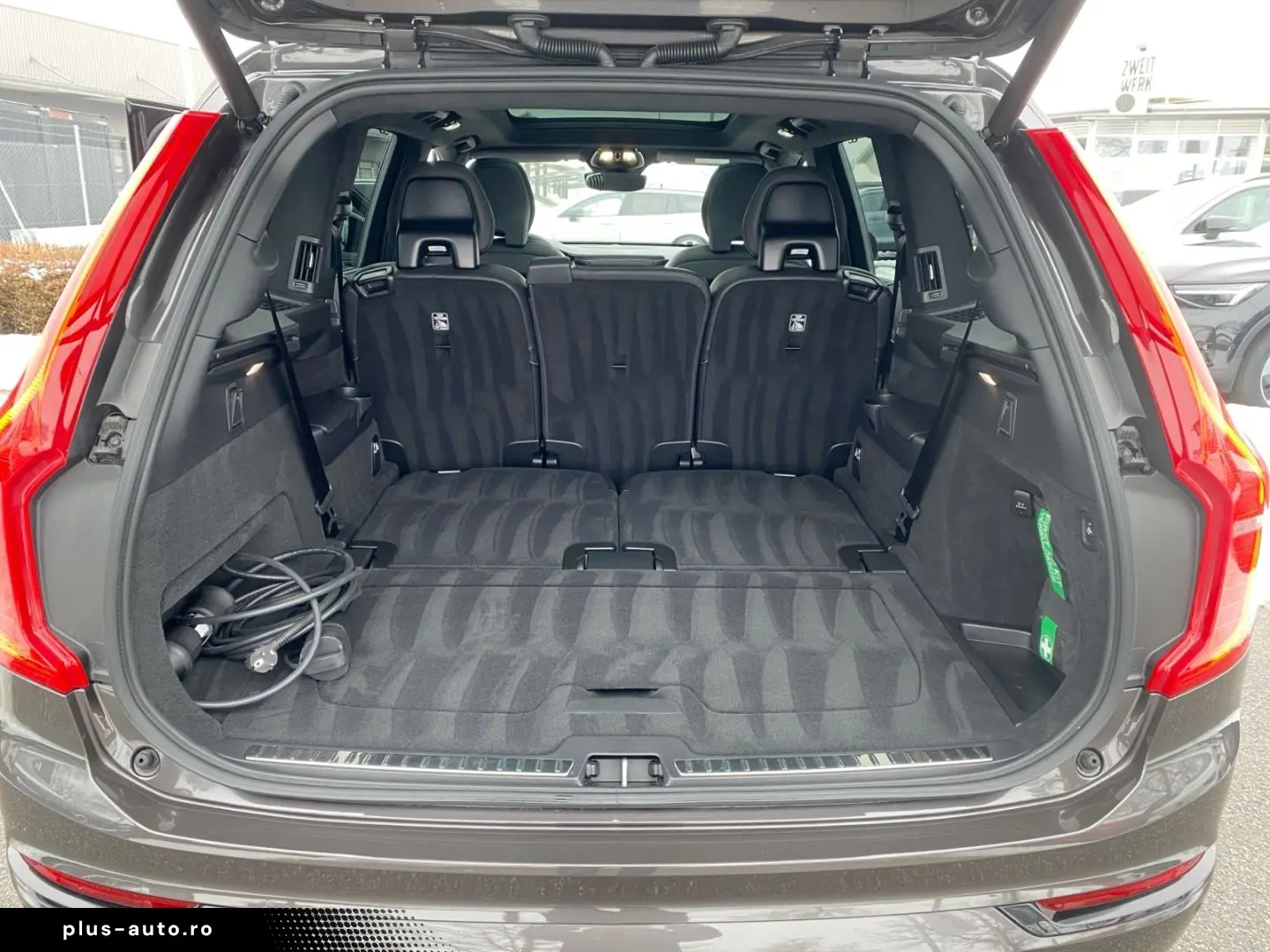 VOLVO XC90 Ultra Dark T8 AWD Recharge Plug-In Hybrid 7