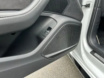 AUDI RS4 Avant LED B&O KAMERA RS-SPORTFAHRWERK