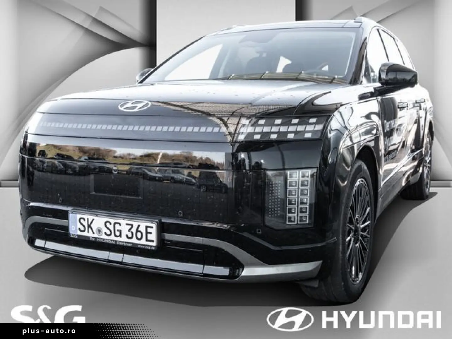 HYUNDAI IONIQ 9 UNIQ 6-Sitzer 4WD PANO Swivel-Paket HUD