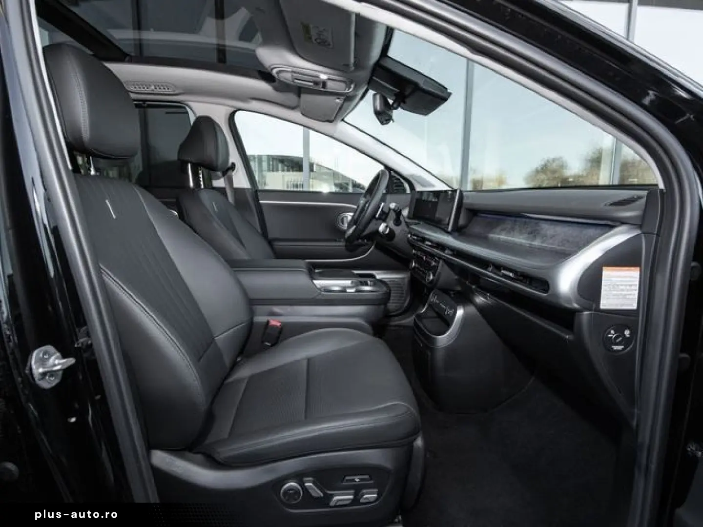 HYUNDAI IONIQ 9 UNIQ 6-Sitzer 4WD PANO Swivel-Paket HUD