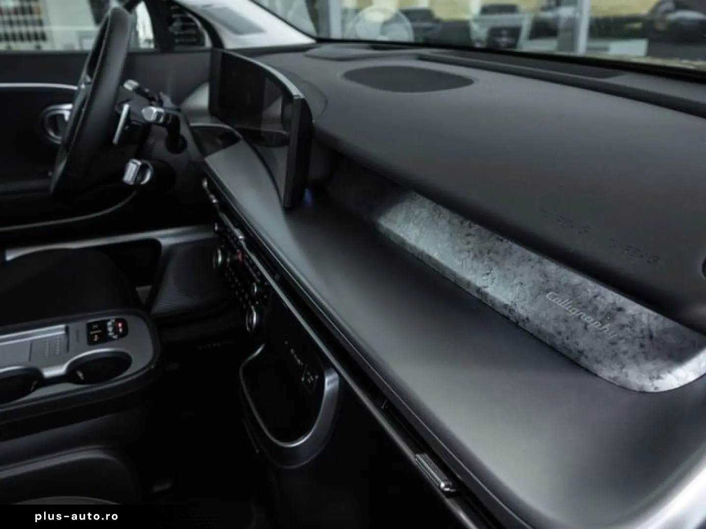 HYUNDAI IONIQ 9 UNIQ 6-Sitzer 4WD PANO Swivel-Paket HUD