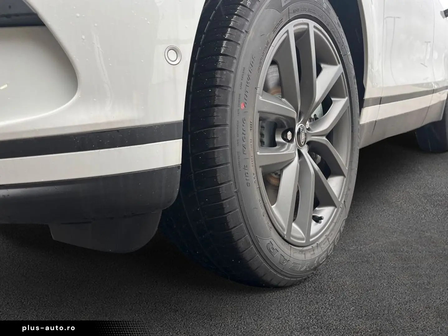LAND ROVER Range Rover Velar P400e S