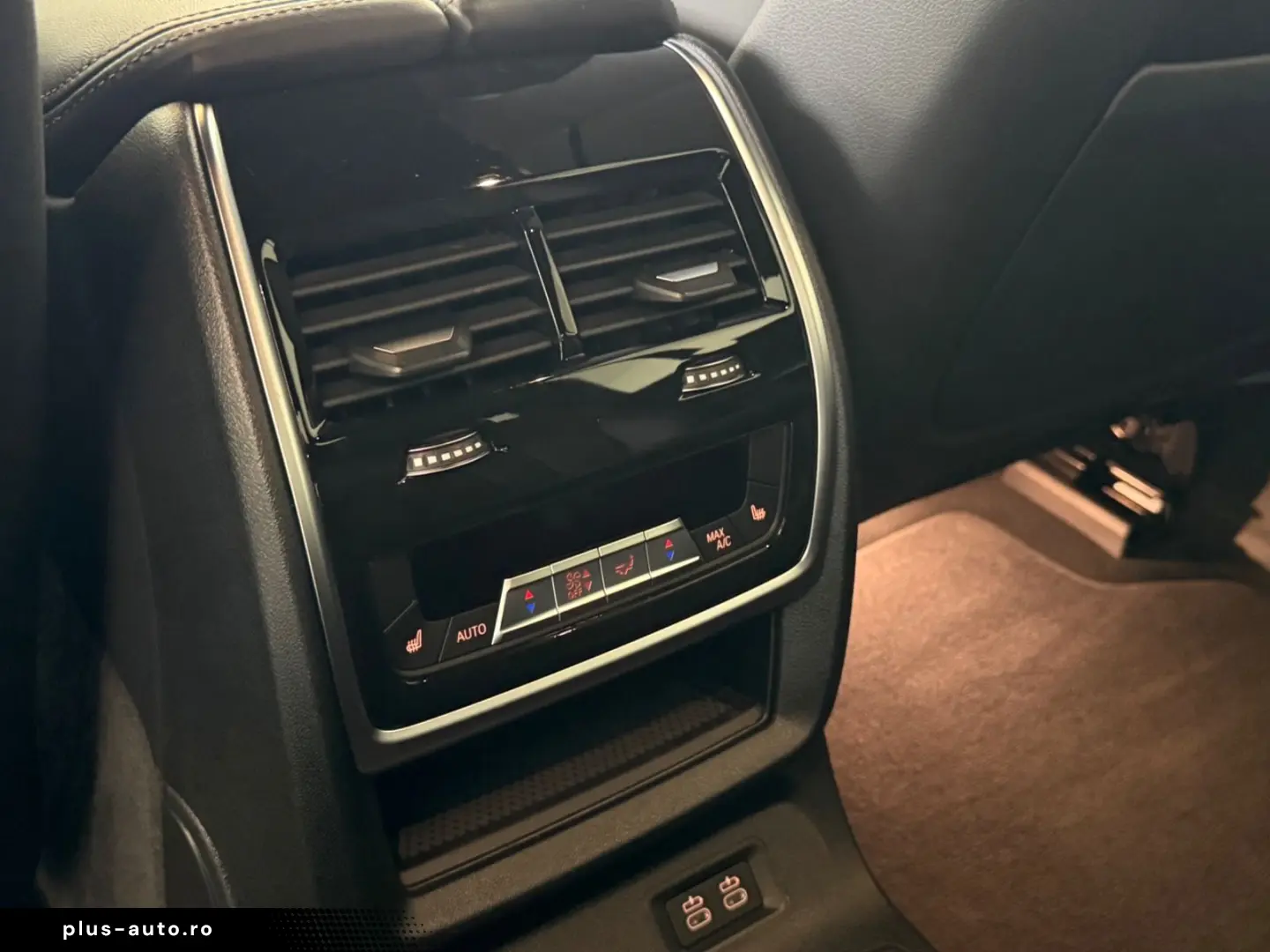 BMW X7 M60