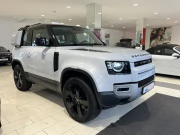 LAND ROVER Defender 90HSE AWD P400 AHK 360 PANO BOX&Leiter