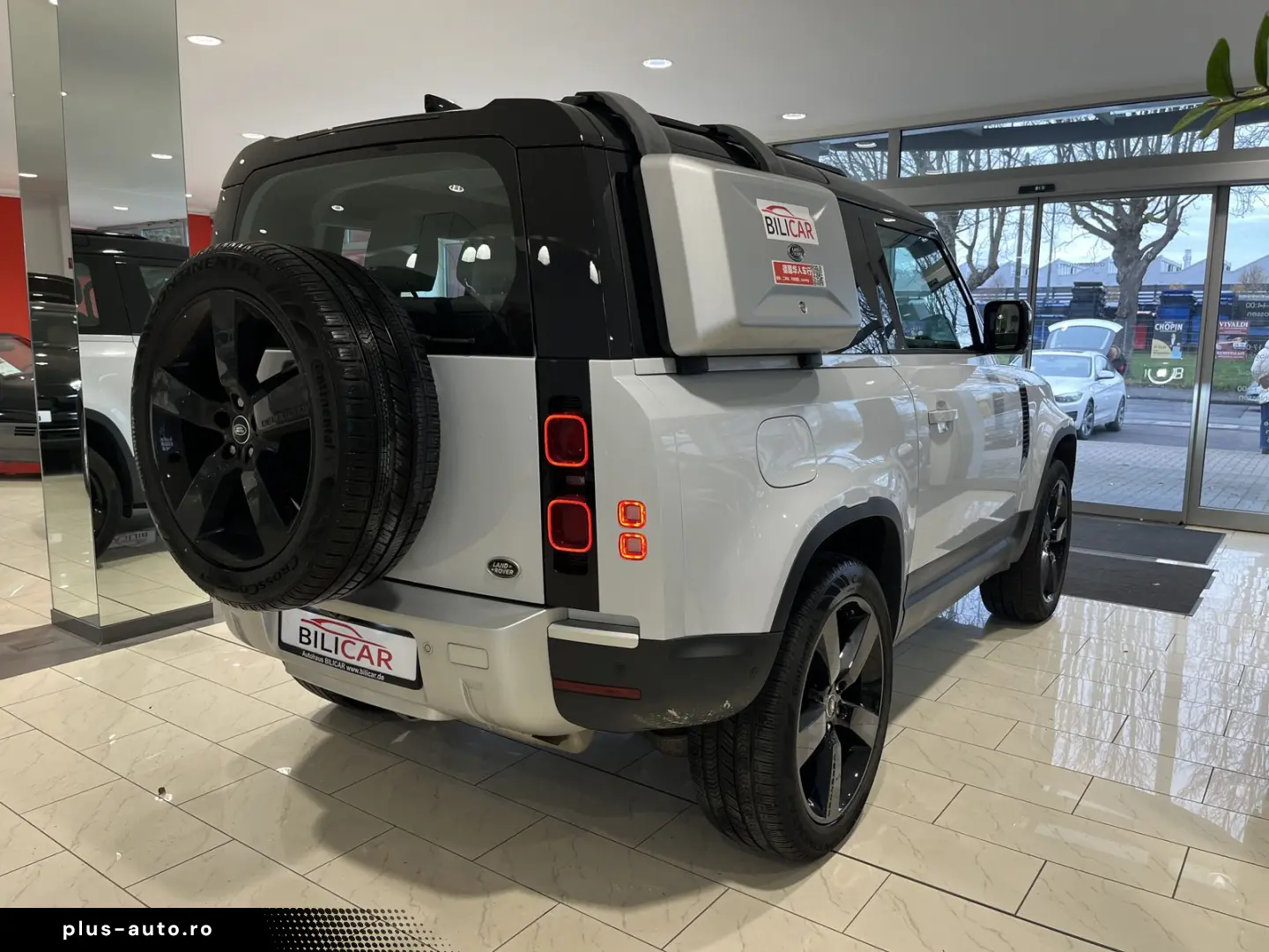 LAND ROVER Defender 90HSE AWD P400 AHK 360 PANO BOX&Leiter