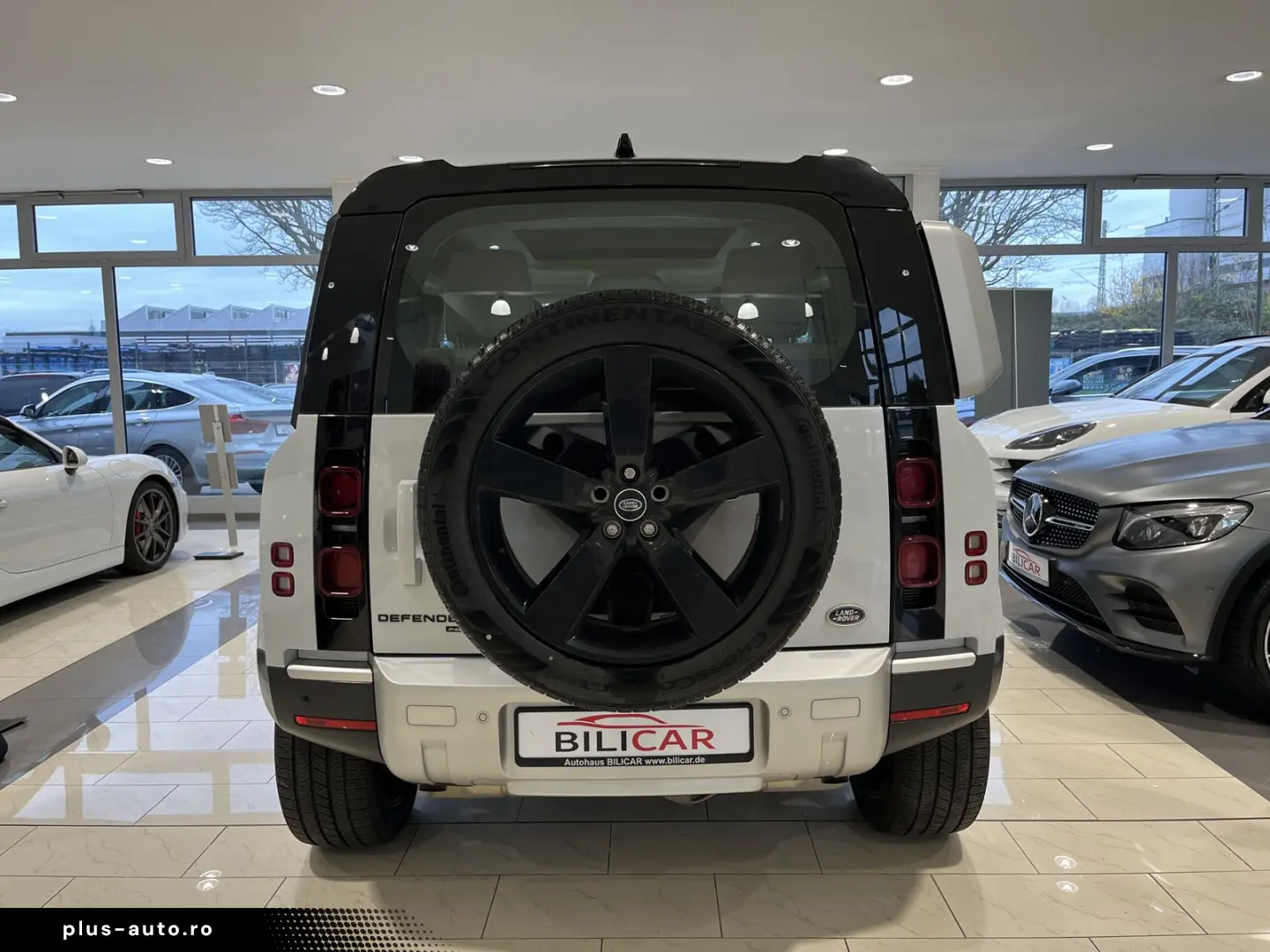 LAND ROVER Defender 90HSE AWD P400 AHK 360 PANO BOX&Leiter