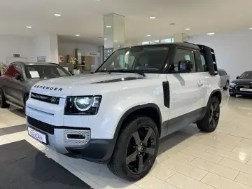 LAND ROVER Defender 90HSE AWD P400 AHK 360 PANO BOX&Leiter