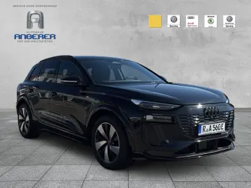 AUDI Q6 e-tron quattro 285 kW S-LINE