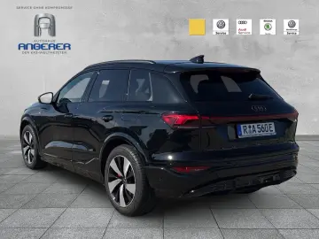 AUDI Q6 e-tron quattro 285 kW S-LINE