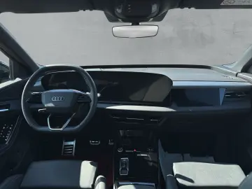 AUDI Q6 e-tron quattro 285 kW S-LINE