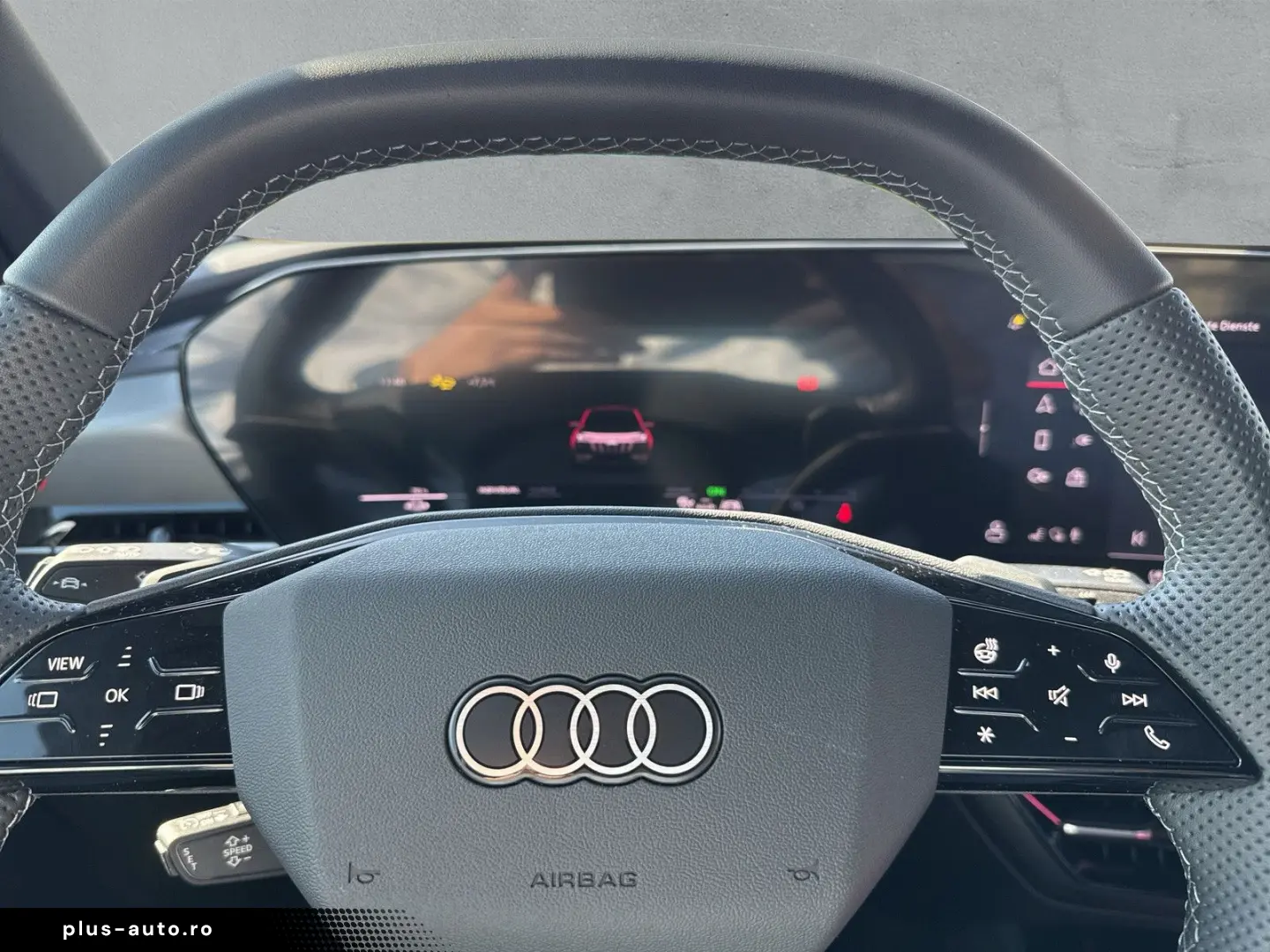 AUDI Q6 e-tron quattro 285 kW S-LINE