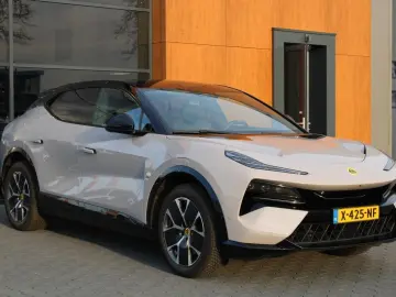LOTUS Eletre EDS 450 4WD 112 kWh