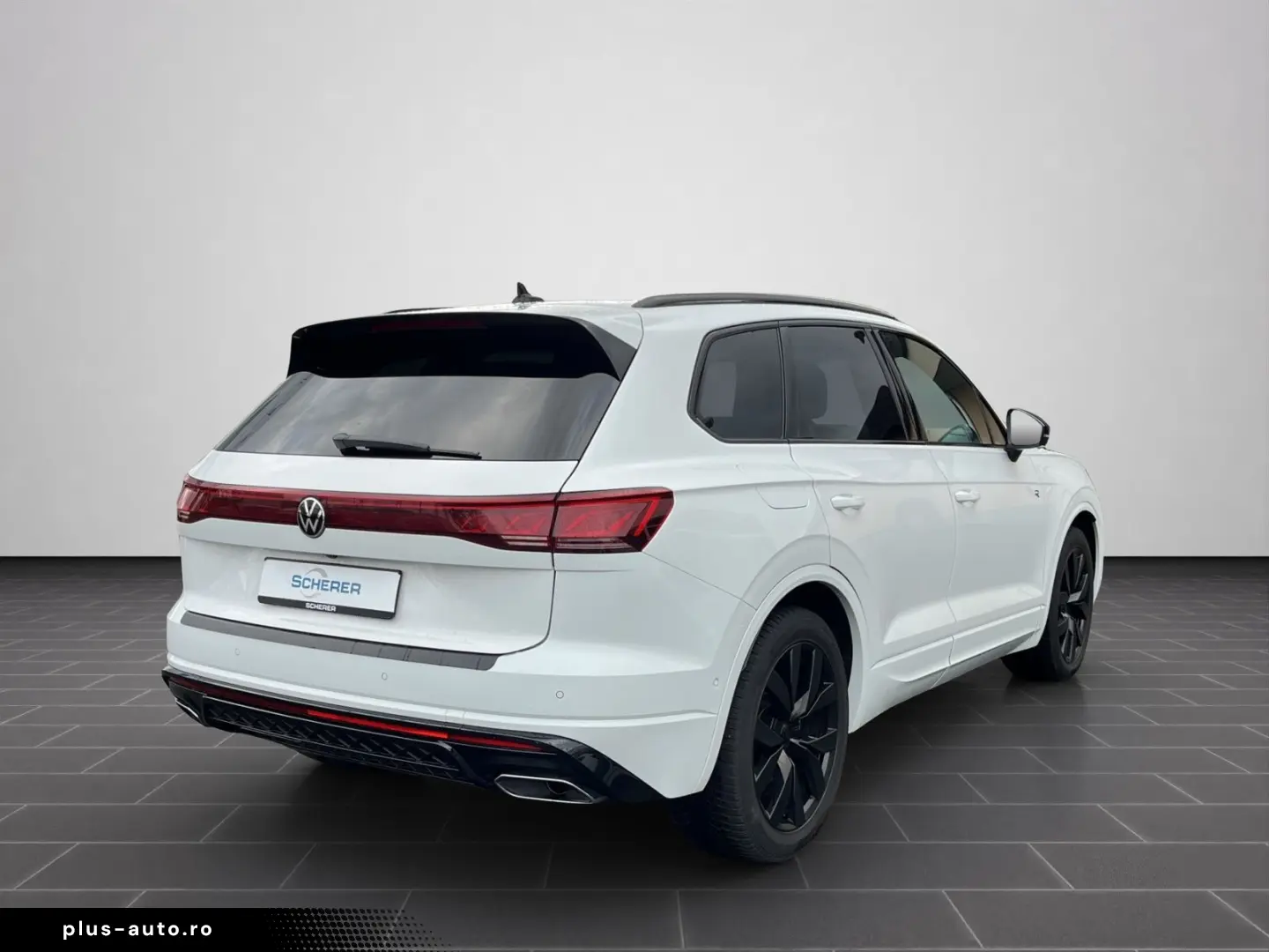 VW Touareg 3.0 TDI V6  R-Line  DSG 4Mot Panoramad.